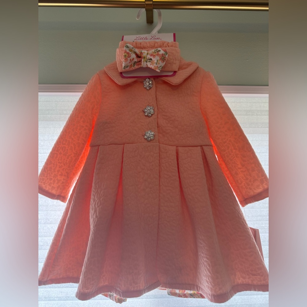 Little Lass Floral Dress Set - Pink and Orange

Includes coat, bloomers and bows